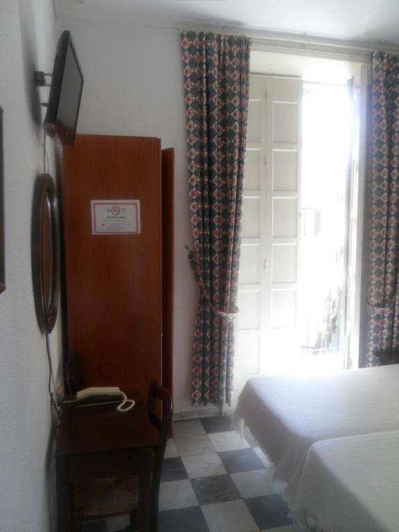 Hostal Centro Sol Cadiz Bilik gambar